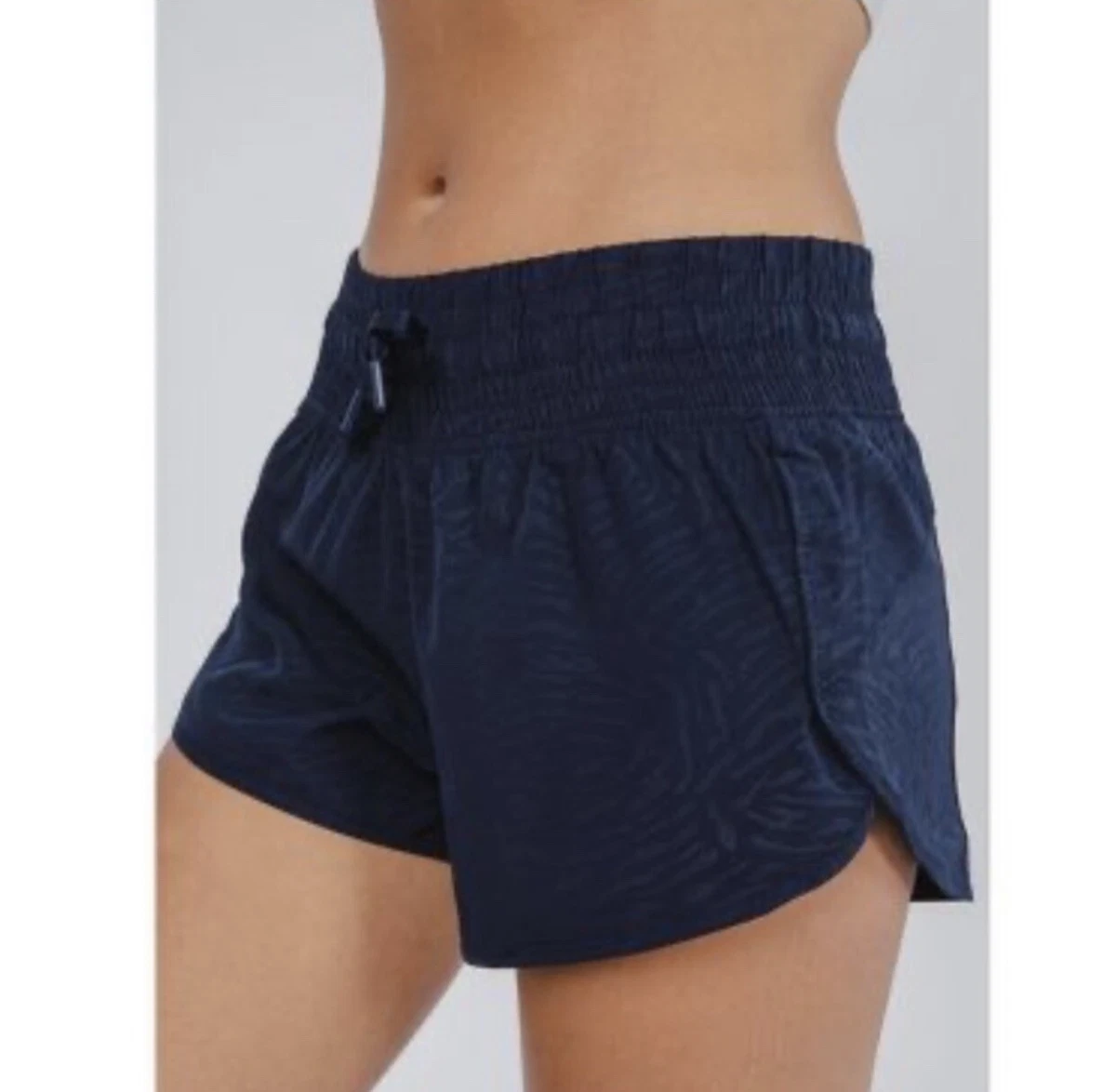 90 degrees running clearance shorts