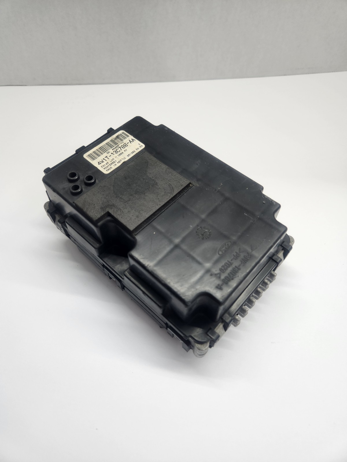 03-04 LINCOLN TOWN CAR LCM LIGHTING CONTROL MODULE 4W1T-13C788-AA/AD 3W1T