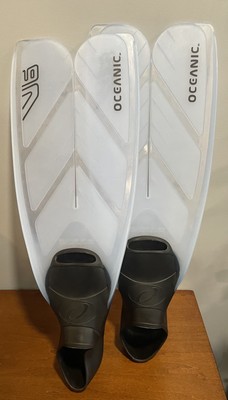 Oceanic Vortex V6 Full Foot Fins Blue Size 9/10 Used