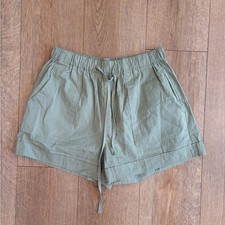 Women  s Olive Green Cotton Drawstring Shorts Medium Casual Elastic Waist Cotton