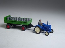 (YG-44) Wiking Sondermodell Hanomag Trecker mit Anhänger und Milchkannen