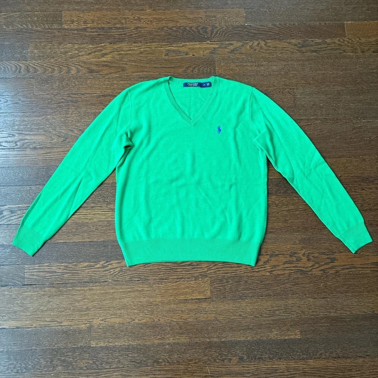 polo golf ralph lauren v neck green sweater. Great condition. Size L. 100% wool
Opens in a new windo