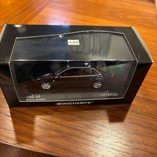 Minichamps 1/43 Audi A4 2000 Blue Metallic Diecast Model