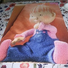 Alan Dart - BABY PEARL. Toy Knitting Pattern. MAGAZINE EXTRACT.