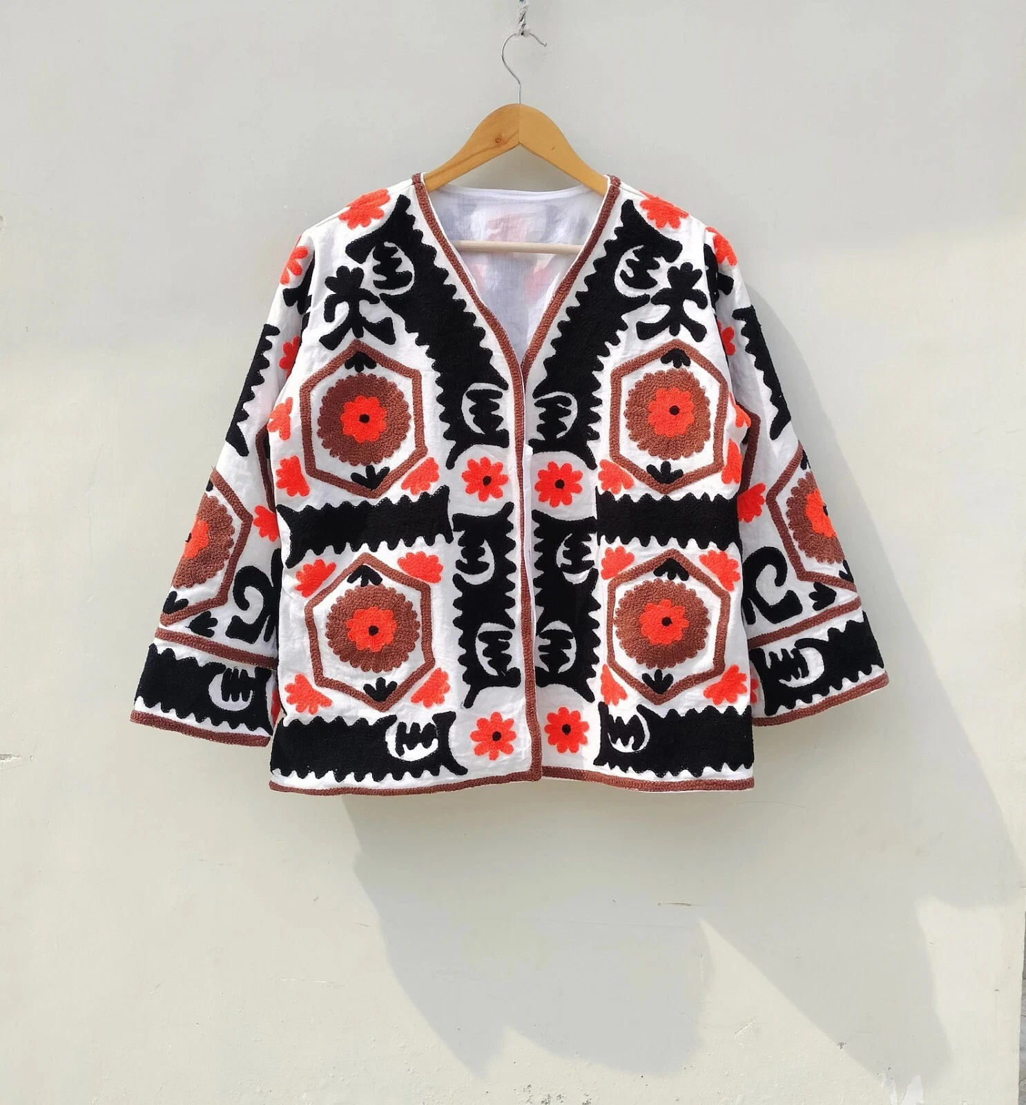 Indian Handmade White Suzani Floral Cotton Unisex Jacket Womens Clothing Jacket