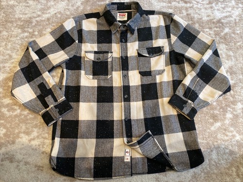 Levis Mens Black Beige Plaid Heavy 