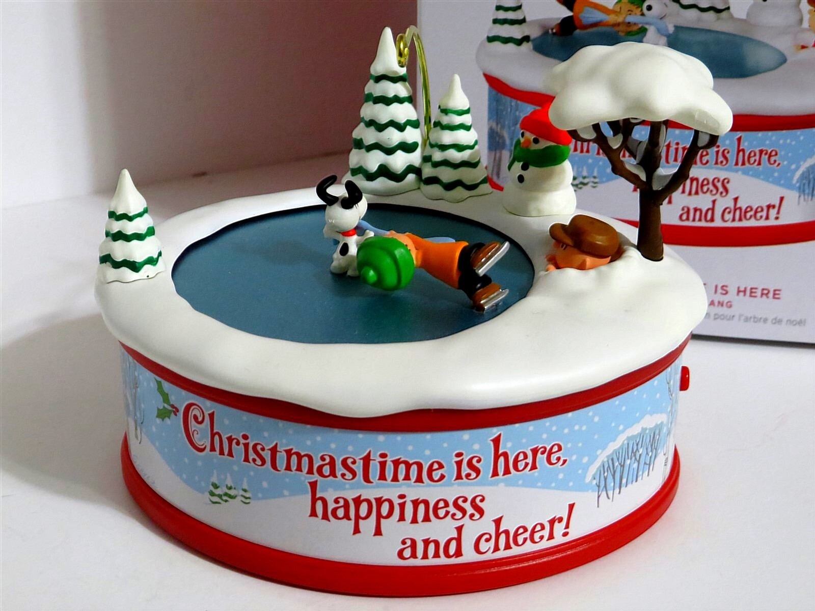SNOOPY Charlie Brown Peanuts Hallmark 2023 Motion Sound Christmas Ornament
