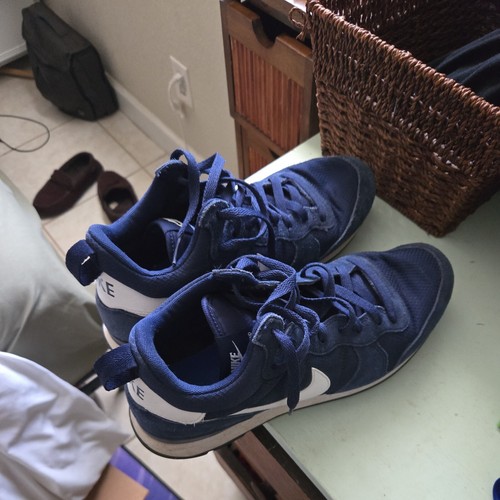 Nike Internationalist Mid Navy Blue