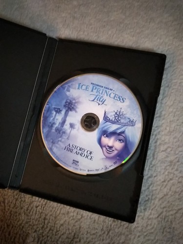 Ice Princess Lily (DVD) - Picture 4 of 5