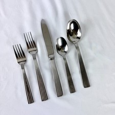 IONIC by Towle 5 Piece Place Setting 18/8 Korea Forks Spoons Knife