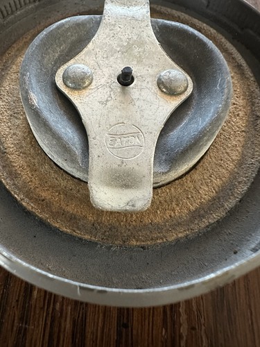 Vintage Eaton Grey Finish Gas Cap 2-7/8" Diameter ~ for 1-1/2" Opening EUC - Picture 11 of 16