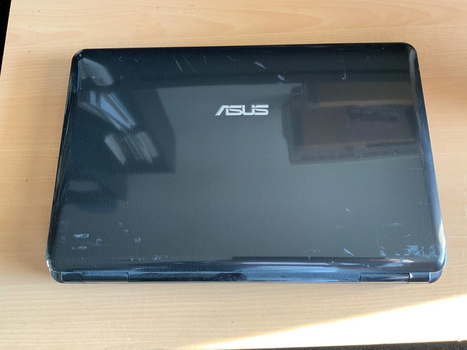 Laptop  ASUS K501J mit Windows 7 Testversion - Bild 2 von 3