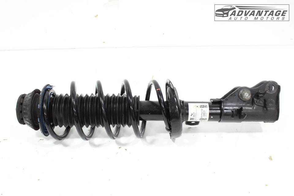 2016-2022 HONDA HR-V AWD FRONT RIGHT SIDE SHOCK STRUT ABSORBER & COIL SPRING OEM - Image 2 of 4