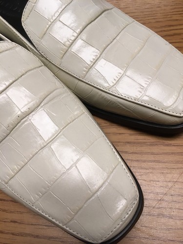 Everlane Cuero Italiano Años 90 Mocasín Punta Cuadrada, Hueso Cocodrilo Blanco, 6,5 - Imagen 5 de 6
