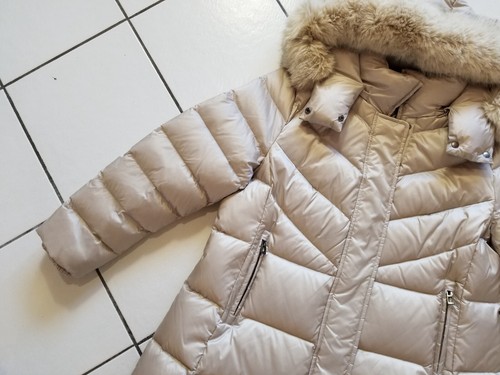 Gerry Weber super leichte warme feminine Long Daunenjacke kurz Daunenmantel Fell - Bild 15 von 22