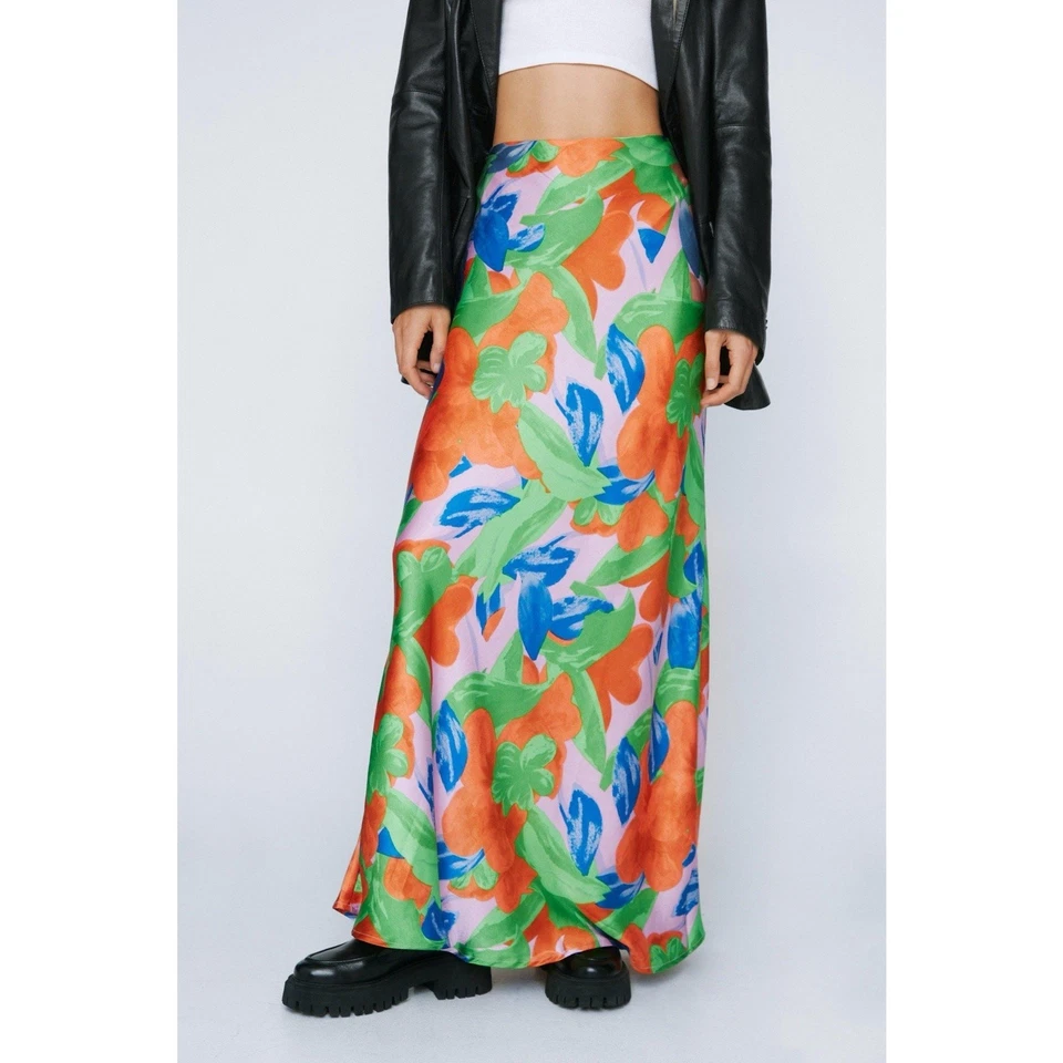 Maxi falda sin cordones de satén Nastygal para mujer XS US 4 estampado floral audaz Reino Unido 8 Foto 2 de 4