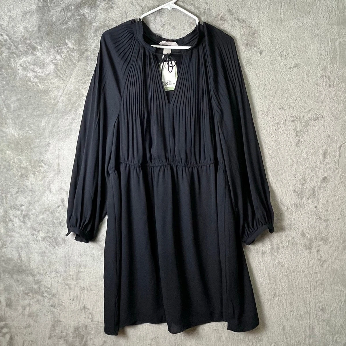 h and m black pleated dress H&M Pleated Mini Dress in Black UFO No More