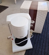 GEVALIA KAFFE Connaisseur Home Concepts Coffee Maker 10 Cup GM-410W (No Carafe)