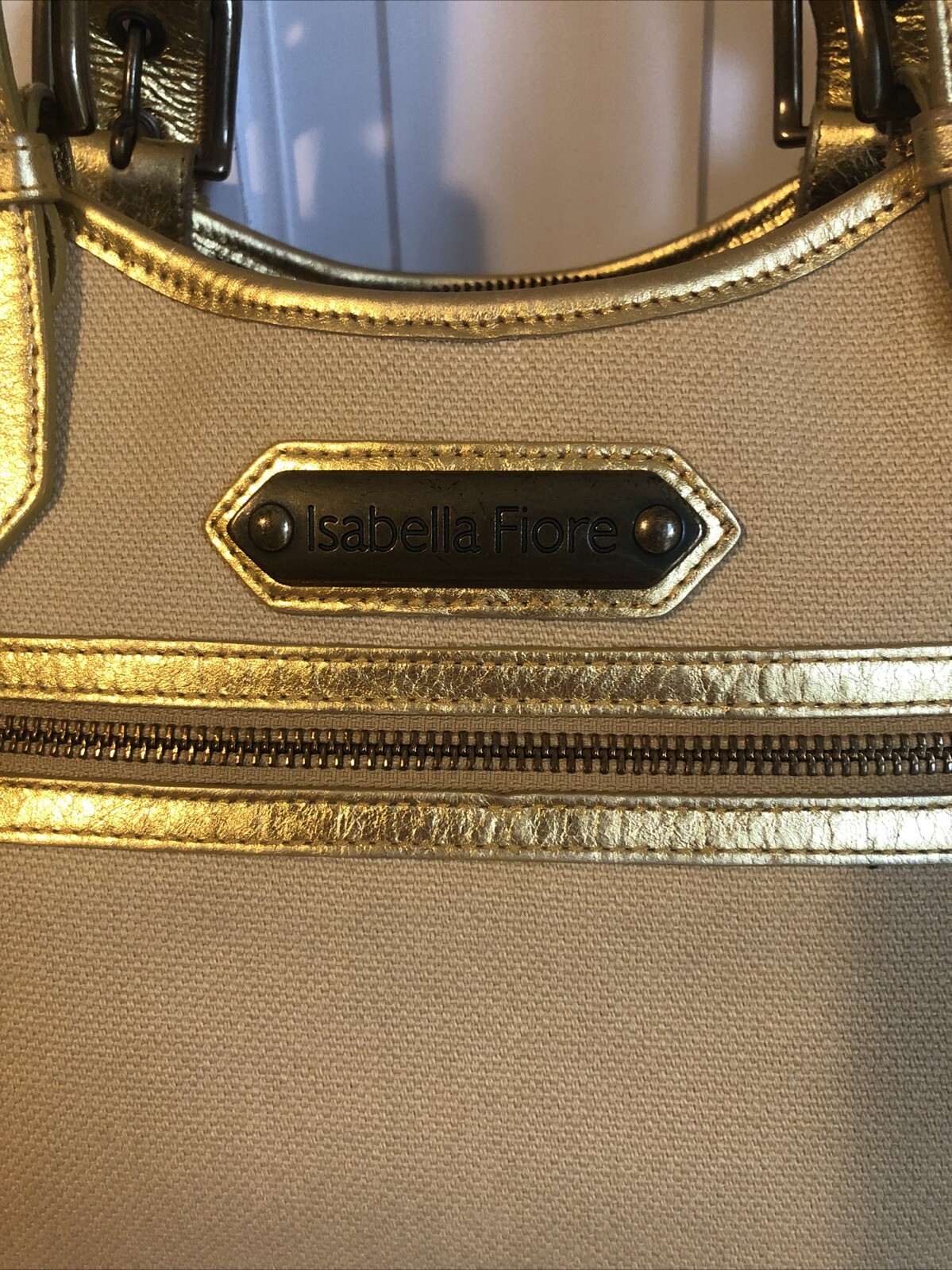 Picture 4 of 21