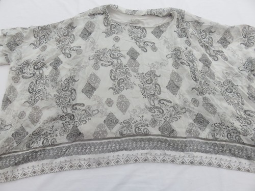 MADE IN ITALY SILVER GREY PAISLEY 100% SILK FLOATY LAYER & JERSEY TOP UK 12 - Picture 3 of 13