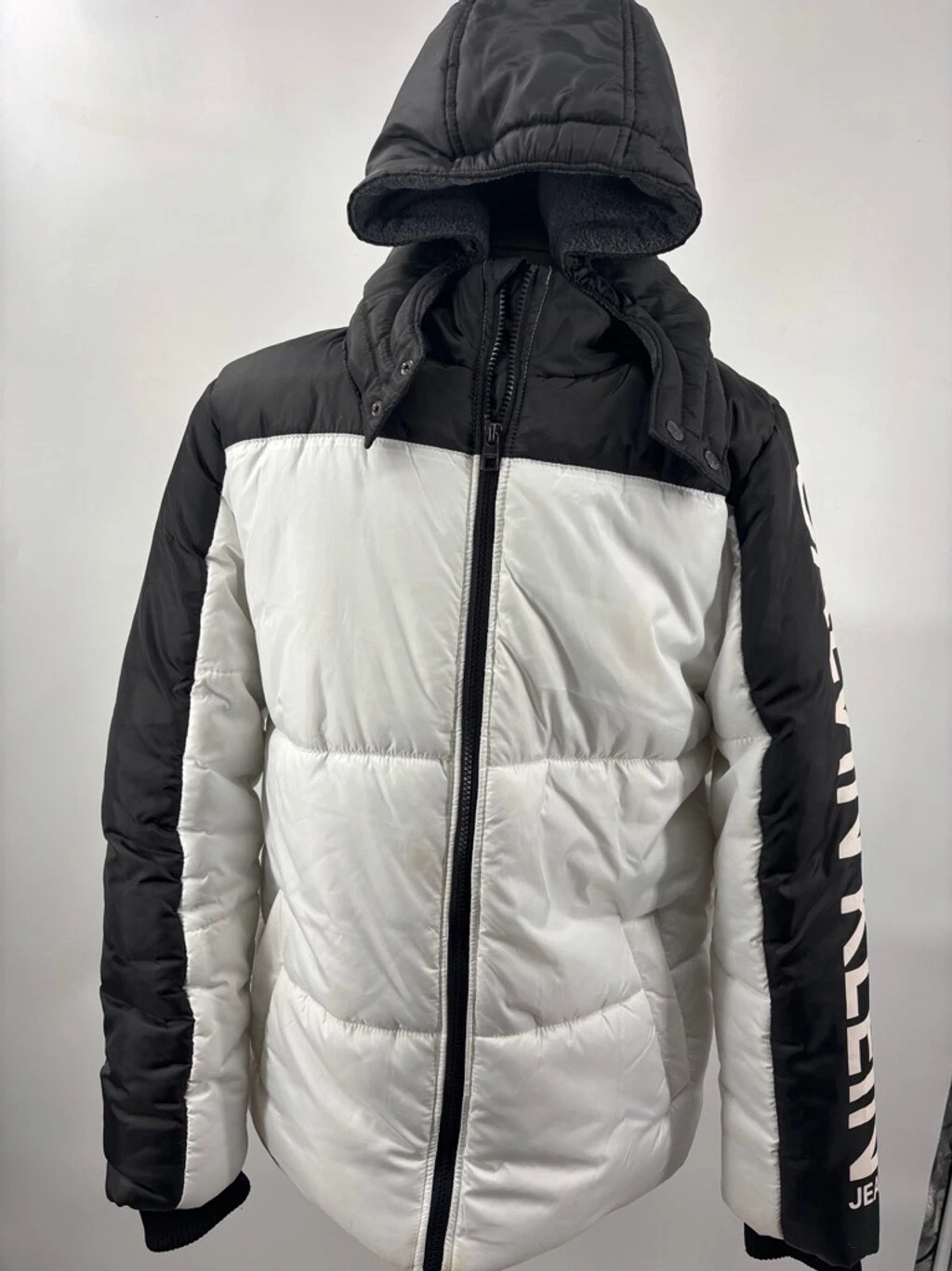 Boy’s Calvin Klein Puffer Jacket, Size M, White & Black
