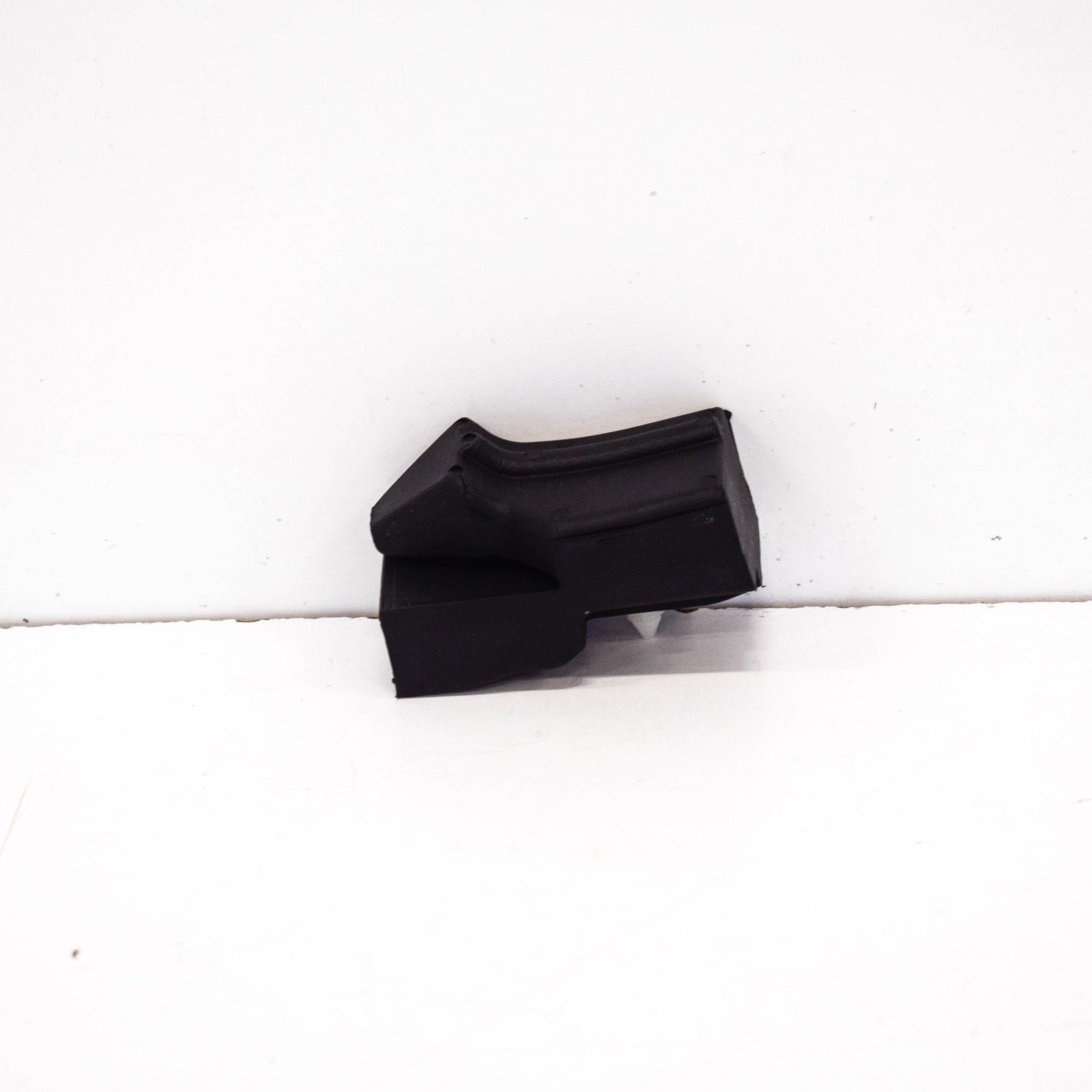 NEW VOLKSWAGEN GOLF MK7 WATER BOX SOUND ABSORBER LEFT 5G0864759B ORIGINAL