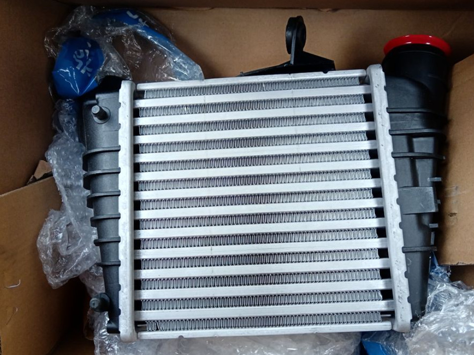 Radiateur intercooler 6Q0145805A contre la surchauffe et baisse de puissance Ibiza Fabia