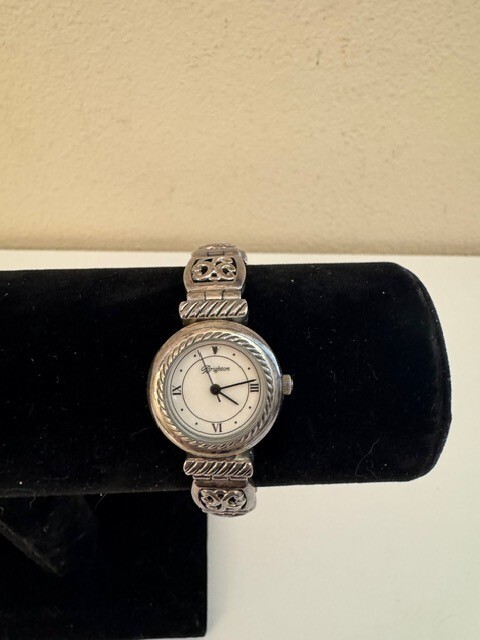 BRIGHTON REVERSIBLE WATCH IN BLACK AND BROWN LEATHER NEW BATTERY