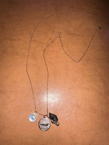 Erica Wiener Compass, Bon Voyage, Lava Rock On Pin Necklace - Afbeelding 1 van 3