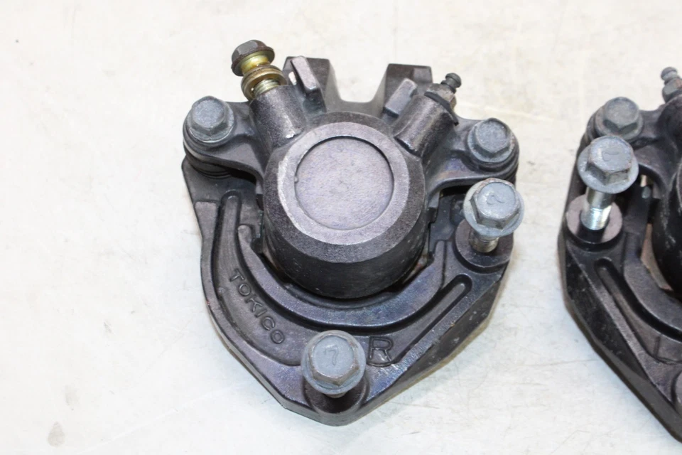 Kawasaki KZ1000P 1996 policía fabricante original derecha izquierda pinza de freno par pinzas Foto 2 de 4