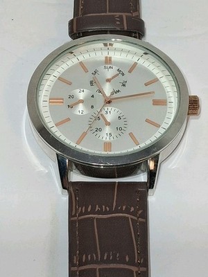 Mens Watch 28/1012 Y121E7 Features Month,day&Time. Works needs Battery Not Worn!