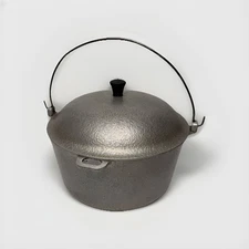 VTG Club Aluminum Hammercraft Hammered Dutch Oven Pot w/ Lid & Bail Handle 10”