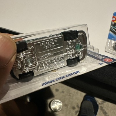 Hot Wheels 2026 Super Treasure Hunt Honda Civic Custom in Protector 159/250 