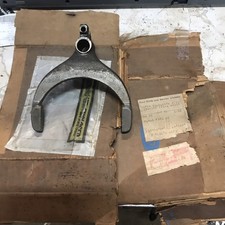 Nos 1981 Ford Truck Np208 Transfer Case Range Shift Fork E1tz-7289-a Nos 1981 Ford Truck Np208 Transfer Case Range Shift Fork E1tz-7289-a