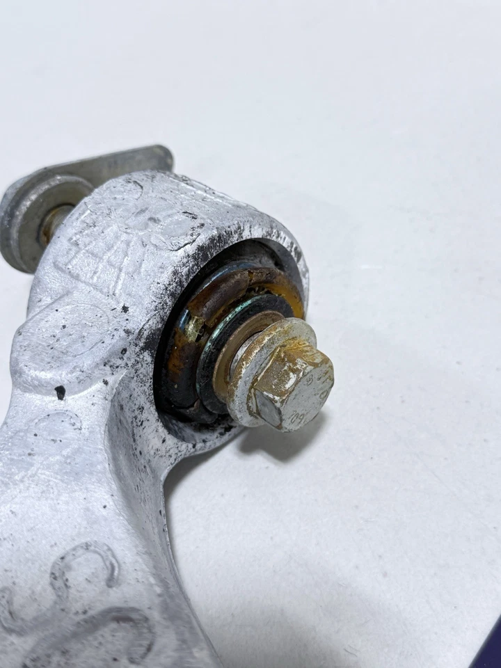 04-15 捷豹 X150 XKR S 型后右下控制臂原始设备制造商 #3579 — 第 2/4 张图片