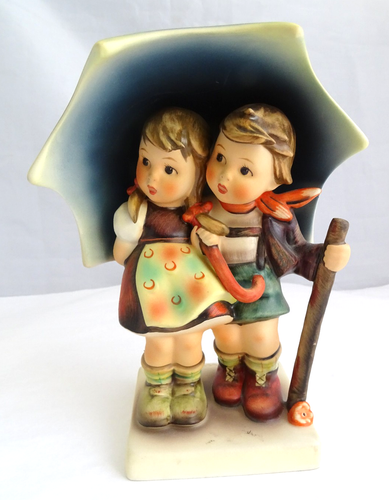 Hummel Goebel Stormy Weather 71/I Figurine Boy and Girl Under Umbrella FedEx FS - Picture 1 of 24