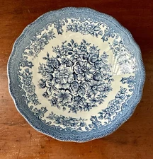 J & G Meakin Royal Staffordshire Avondale Ironstone Bowl Blue 6 1/4 England VTG