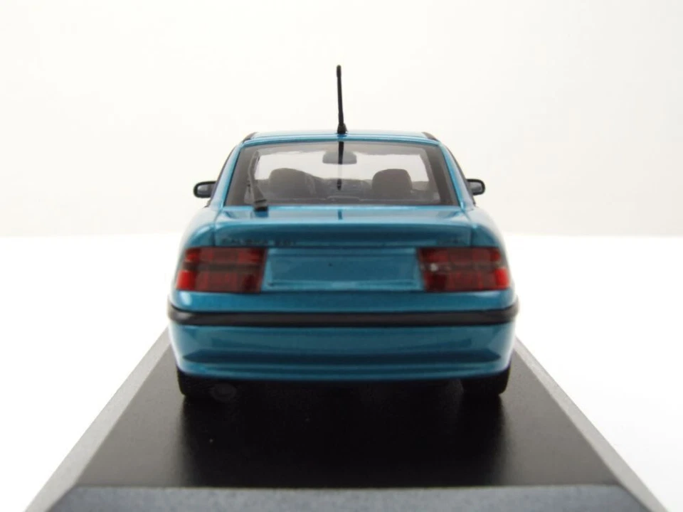 OPEL CALIBRA 1989 VERDE TURCHESE MAXICHAMPS 940045722 1:43 MINICHAMPS 2.0 I - Immagine 3 di 4