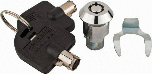 アクセサリー tolucky198553 My Melody 20th & Kuromi 50th Anniversary x Sonix AirTag Keychain