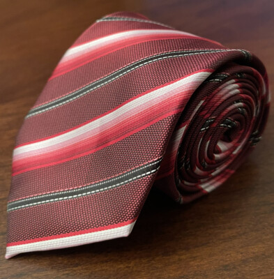 Creazioni Tucci Firenze Red 100% Silk L58  W3.25 