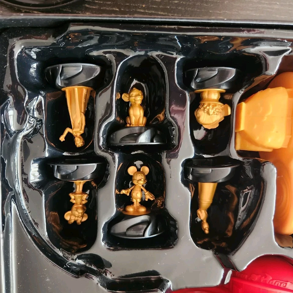 Juego de Trivia The Magical World of Disney 2022 Edición Coleccionista 2000 Preguntas Foto 3 de 4