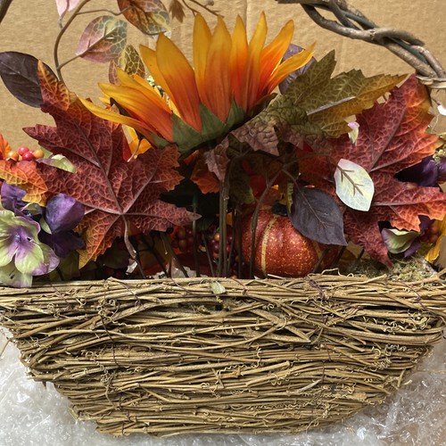QVC Autumn Fall Harvest Door Wall Hanging Wreath 16x16” New In Box - Y67 - Picture 6 of 8
