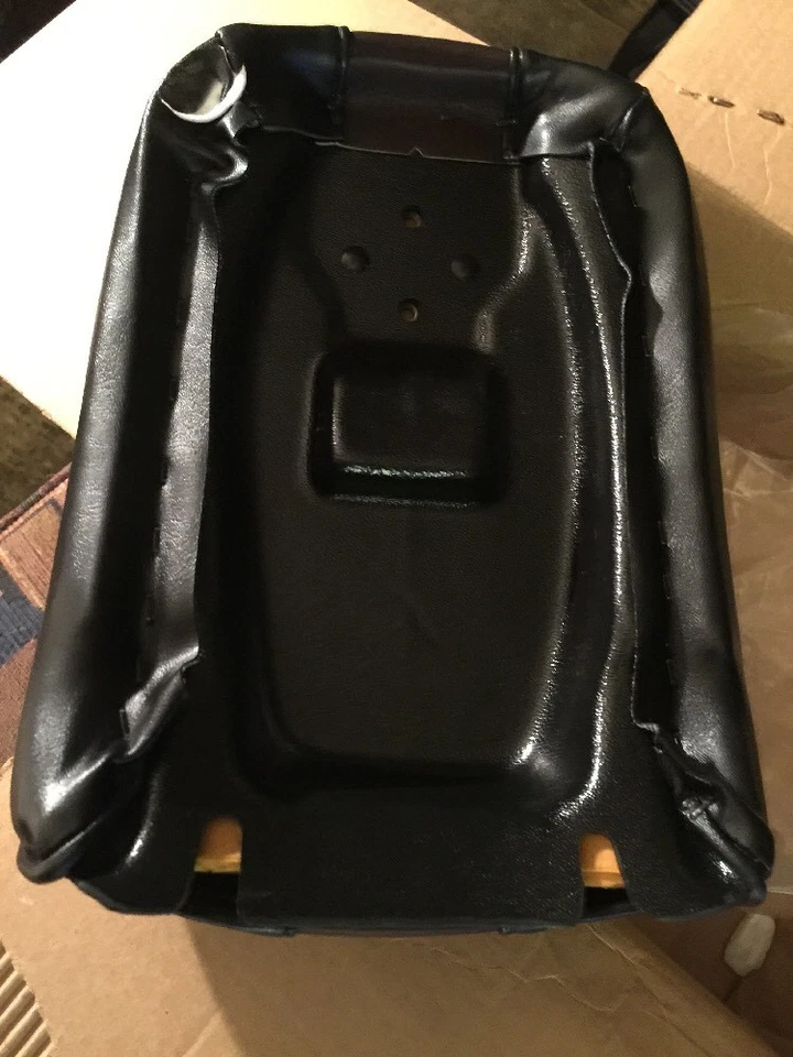 Nuevo de Lote Antiguo - Original Harley Davidson Antiguo OEM Dos Tonos CUERO Asiento Trasero Pasajero Foto 2 de 4