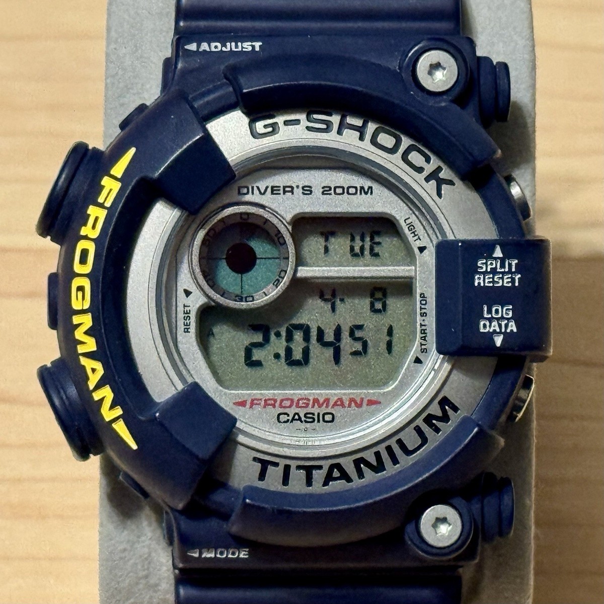 G-SHOCK Geeshock Casio Watch Dw-8200nk-2jr Frogman Ry4142 G-SHOCK Geeshock Casio Watch Dw-8200nk-2jr Frogman Ry4142
