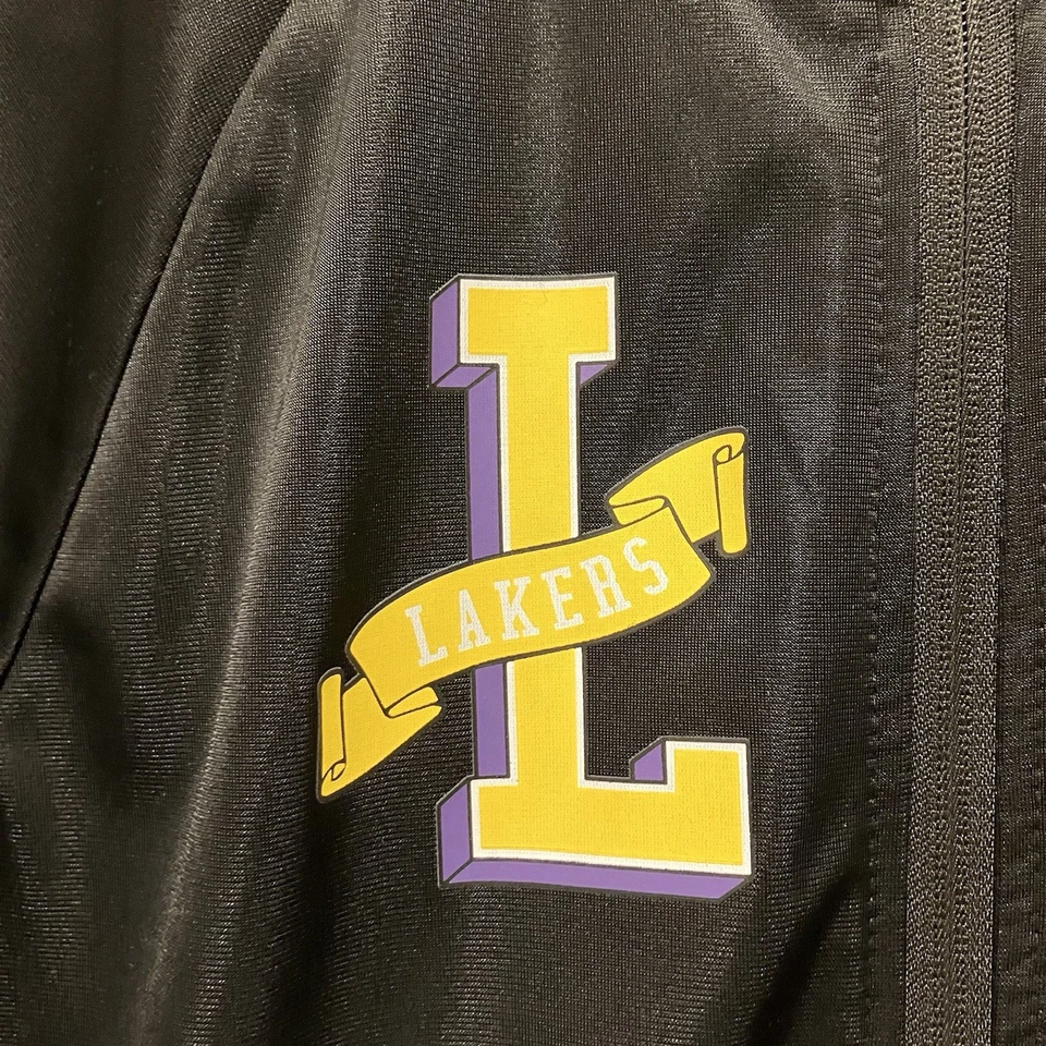LA Lakers Chaqueta Juvenil Talla 14-16 NBA Ultra Juego Negro Pista Baloncesto Niño RARO Foto 4 de 4