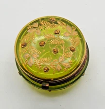 ANTIQUE GREEN MOSER DECORATED GLASS TRINKET OR PILL BOX