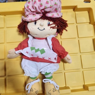 Vintage Y2K Strawberry Shortcake 16 Inch Rag Doll Cloth Doll C27