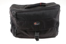 LOWEPRO Nova 200 AW