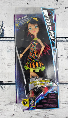 Monster High Electrified Cleo De Nile 2016 Hair-Raising Ghouls Mattel New