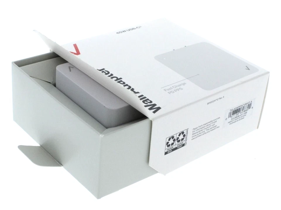 Verizon 45W USB-C Fast Charge PD PPS Wall Adapter Charger White - Image 2 of 3